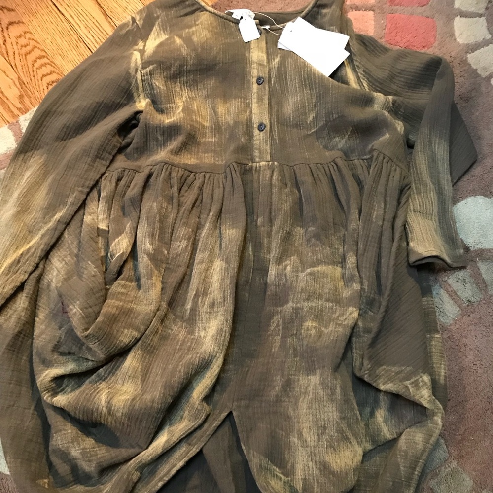 NWT ladies tunic